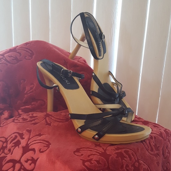 Carrini high heeled ankle strap sandals - Picture 2 of 8